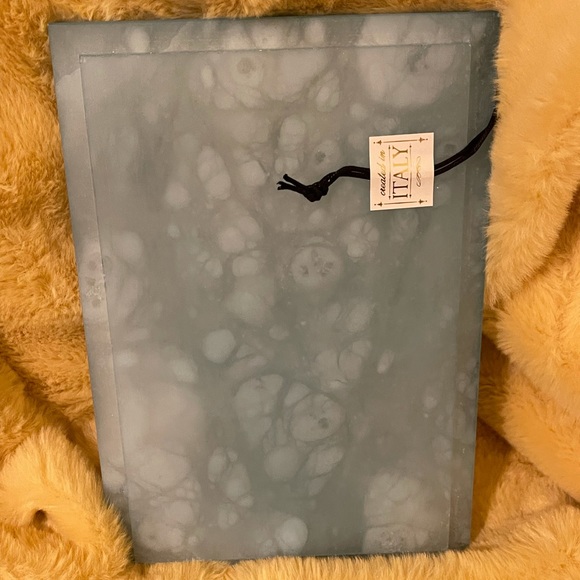 Alabaster Decorative Box - Picture 8 of 9